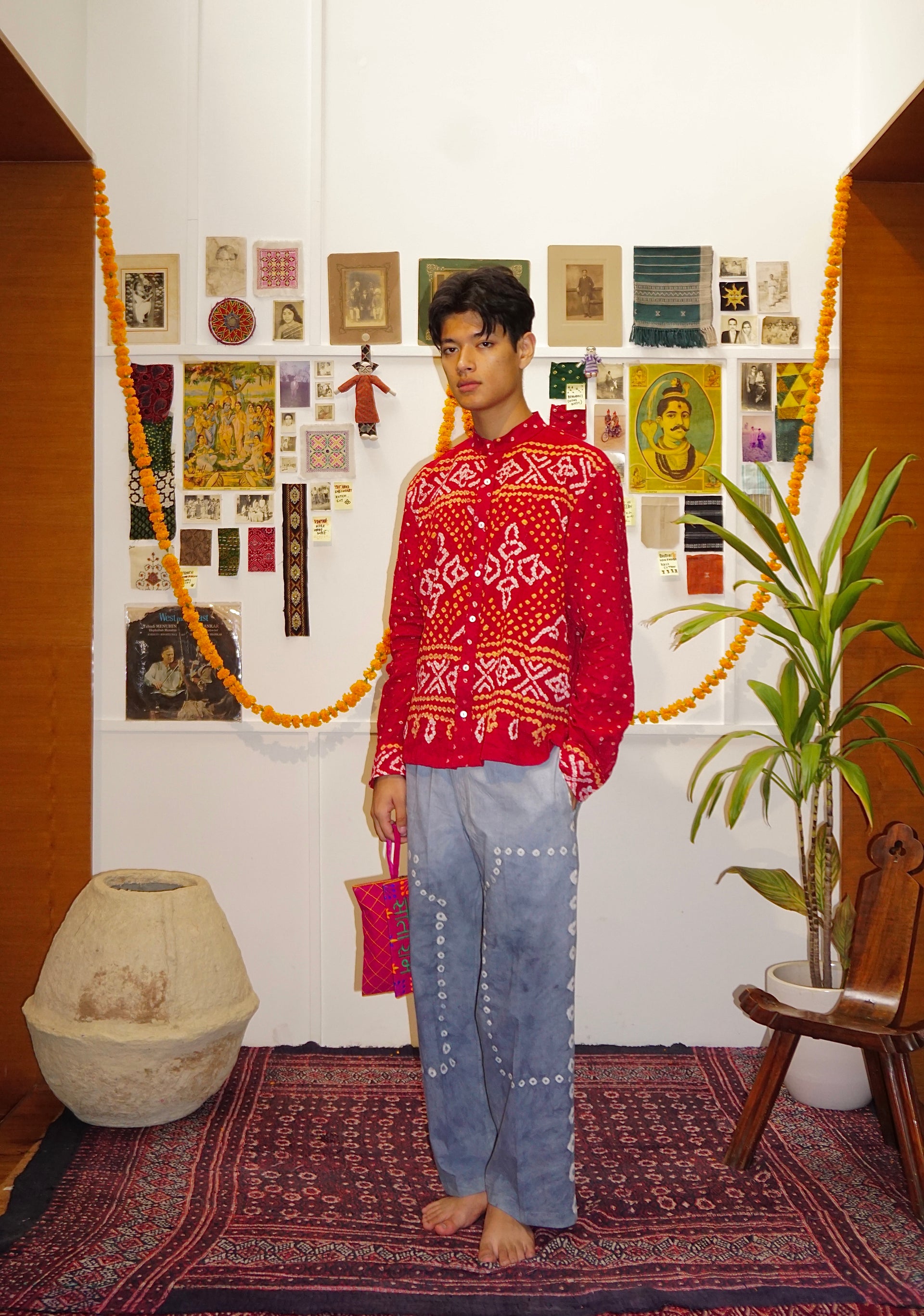 Bandhani ceremonial shirt back view – natural dyed Bandhani tie-dye hand block printed shirt – artisan menswear Indian handloom clothing by Hindostan Archive