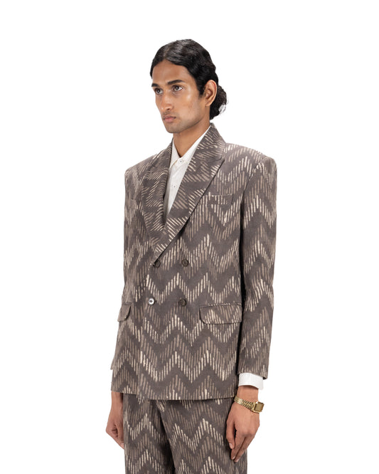 'TEER’ PEAK LAPEL BLAZER - Hindostan Archive 